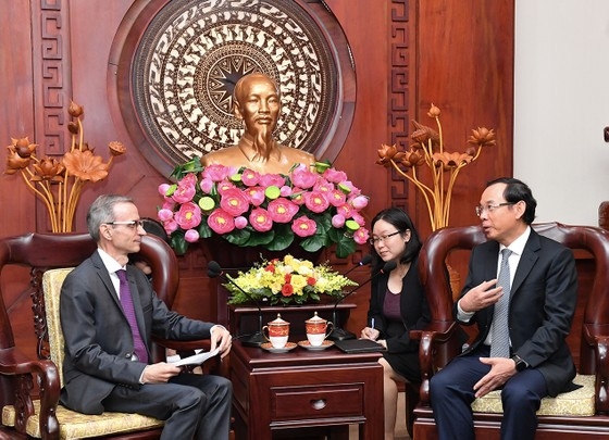 Belarus, Switzerland eye stronger cooperation with HCM City
